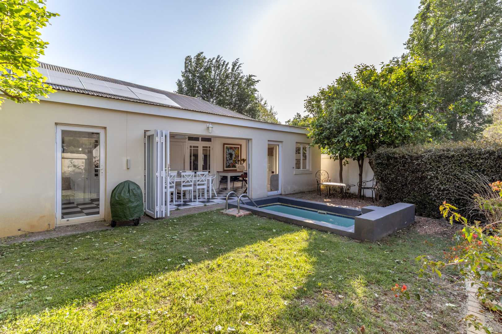 2 Bedroom Property for Sale in Franschhoek Western Cape